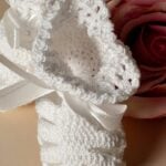 Botoșei croșetați Săndăluță - alb