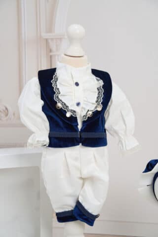 costum-catifea-botez-de-vara-bebelus-1