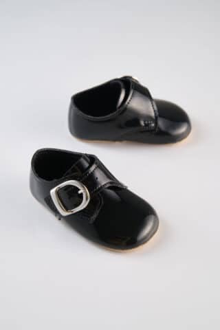 pantofi-botez-baieti-albi-cu-catarama-negru
