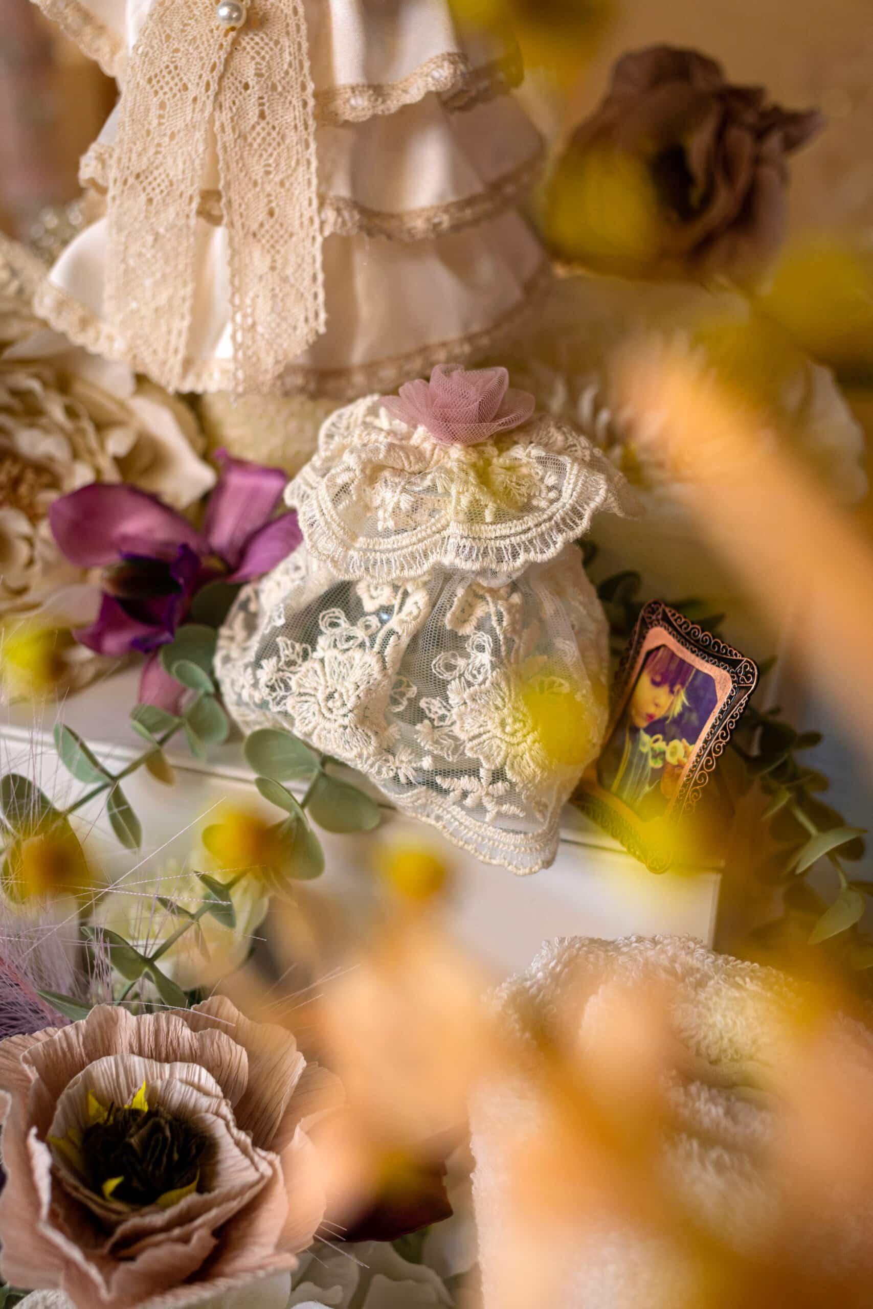 Set complet botez (trusou) - Catherine - ivoire - mânecă lungă 8 Set complet botez (trusou) - Catherine - ivoire - mânecă lungă - imagine 8