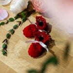 Botoșei croșetați Floare - roșu