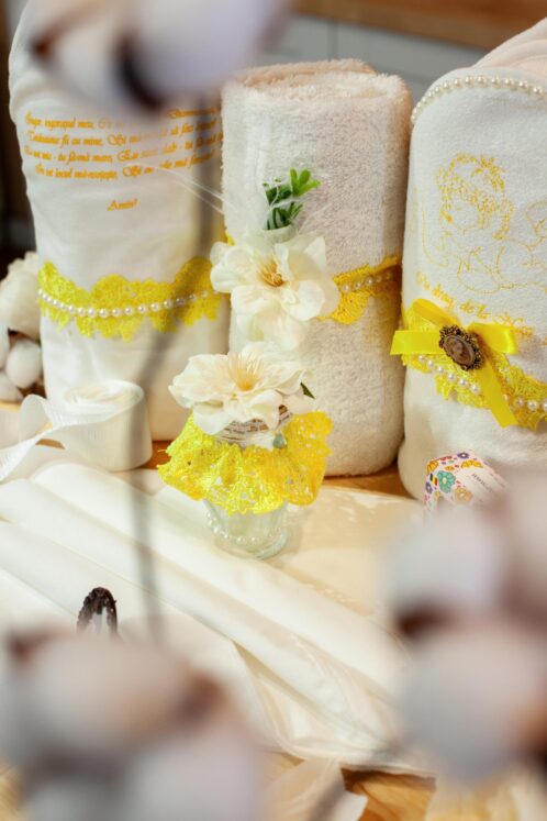 Trusou botez - galben - imagine 4