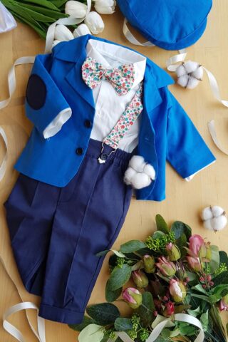 costum-cu-bretele-albastru (1)