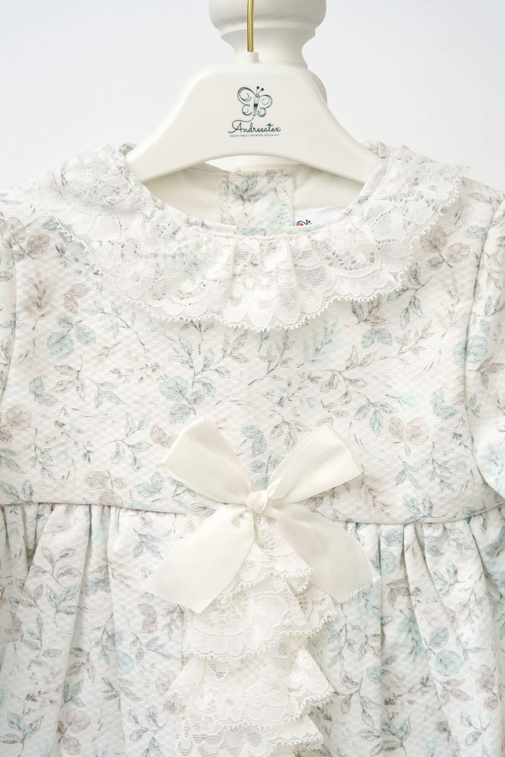 Rochiță Eva Brocart 5 Rochiță Eva Brocart - imagine 5