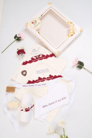 Trusou De Botez Burgundy