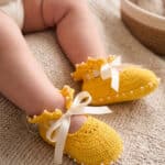 Botoșei croșetați handmade Biscuite - galben