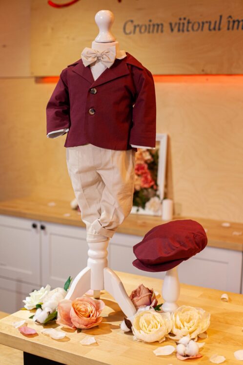 Costum Romeo - burgundy - imagine 3
