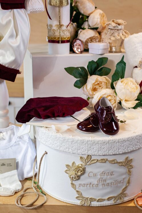 Set complet botez (trusou) - Micul Marchiz - burgundy - imagine 10