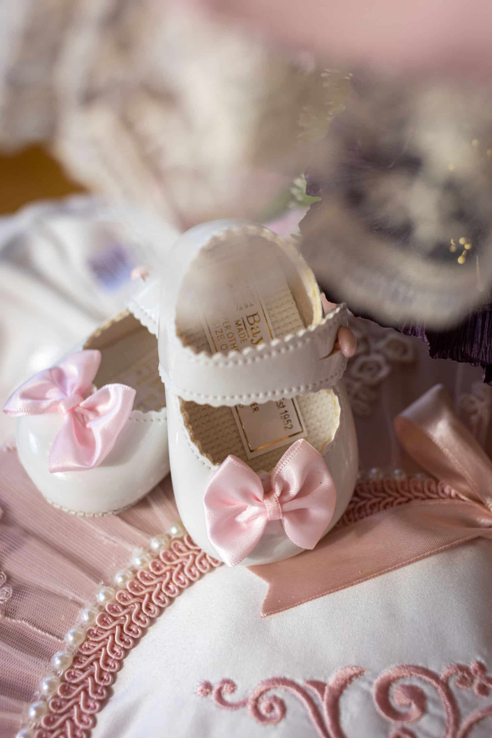 Set complet botez (trusou) - Micuța Crăiasă - roz - Volane Vintage 14 Set complet botez (trusou) - Micuța Crăiasă - roz - Volane Vintage - imagine 14