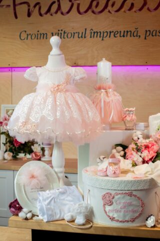 Set complet botez (trusou) - Miss Coco - roz (mânecă scurtă)