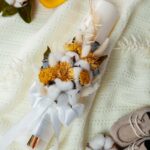 Lumânare Andreeatex X Floral Symmetry - elemente vegetale bej