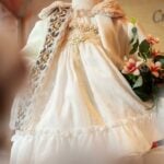 Paltonaș Daria - flori bej