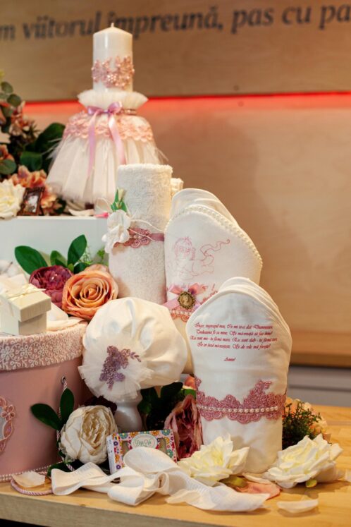 Set complet botez (trusou) - Milla cu capă - roz vintage - imagine 10