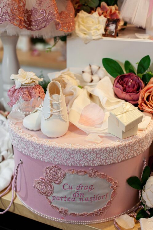 Set complet botez (trusou) - Milla cu capă - roz vintage - imagine 6