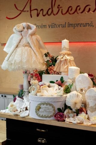 Set complet botez (trusou) - Miss Coco cu Capă - bej (mânecă lungă)