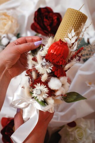Lumânare Andreeatex X Floral Symmetry - ceară naturală tip fagure (tematică roșu)