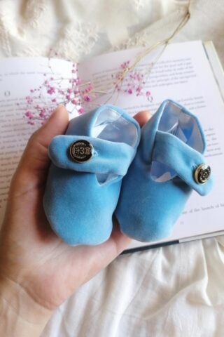Botoșei catifea handmade - bleu
