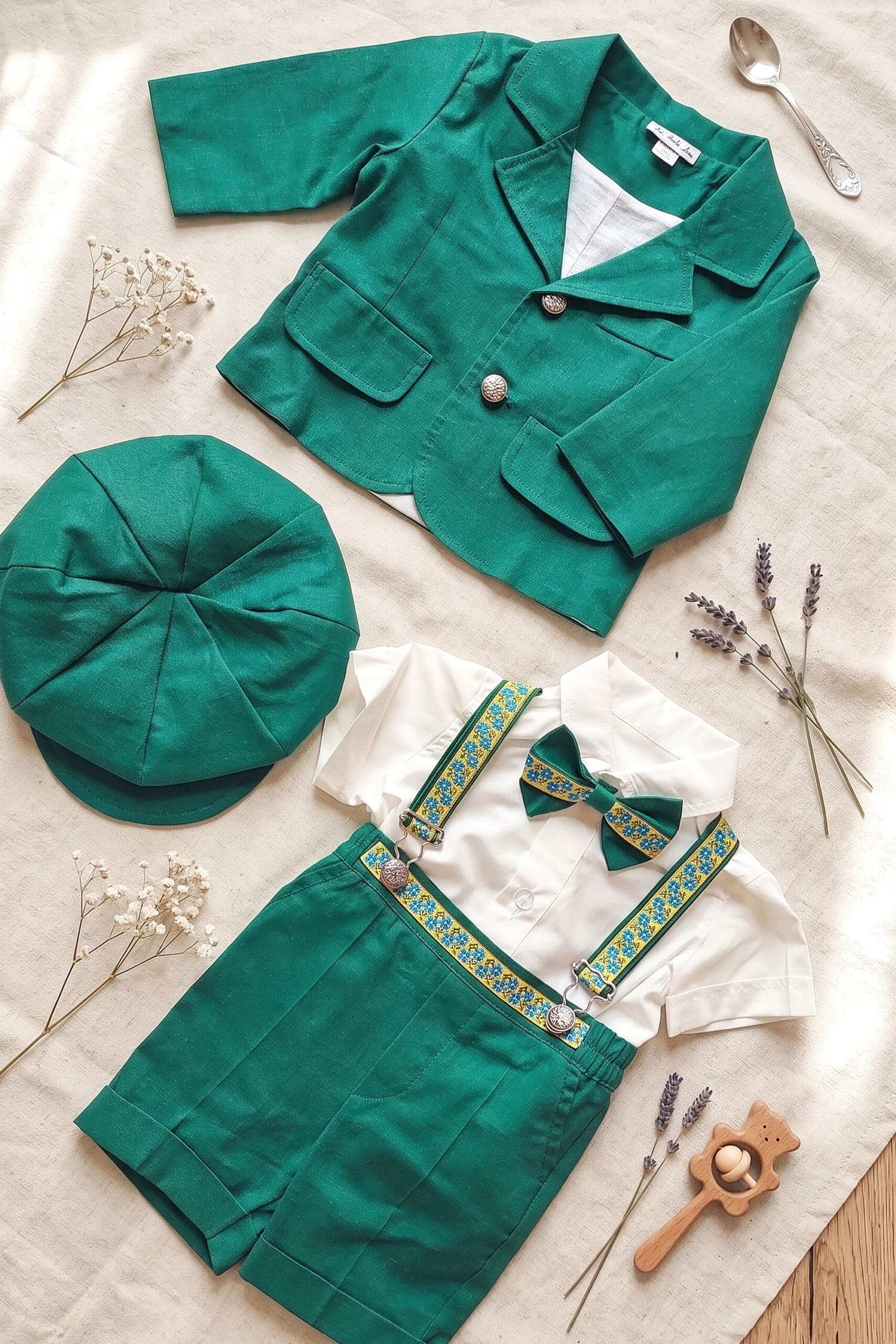 Costum Jules - verde 1 Costum Jules - verde