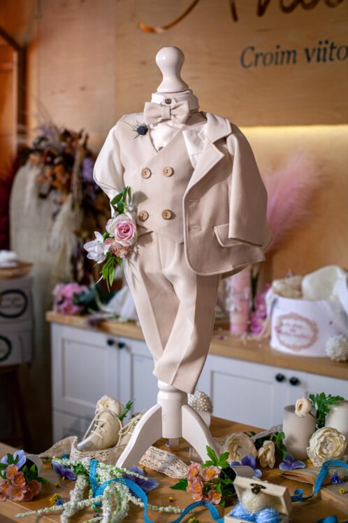 Costum Iacob - crem vanilla - imagine 4