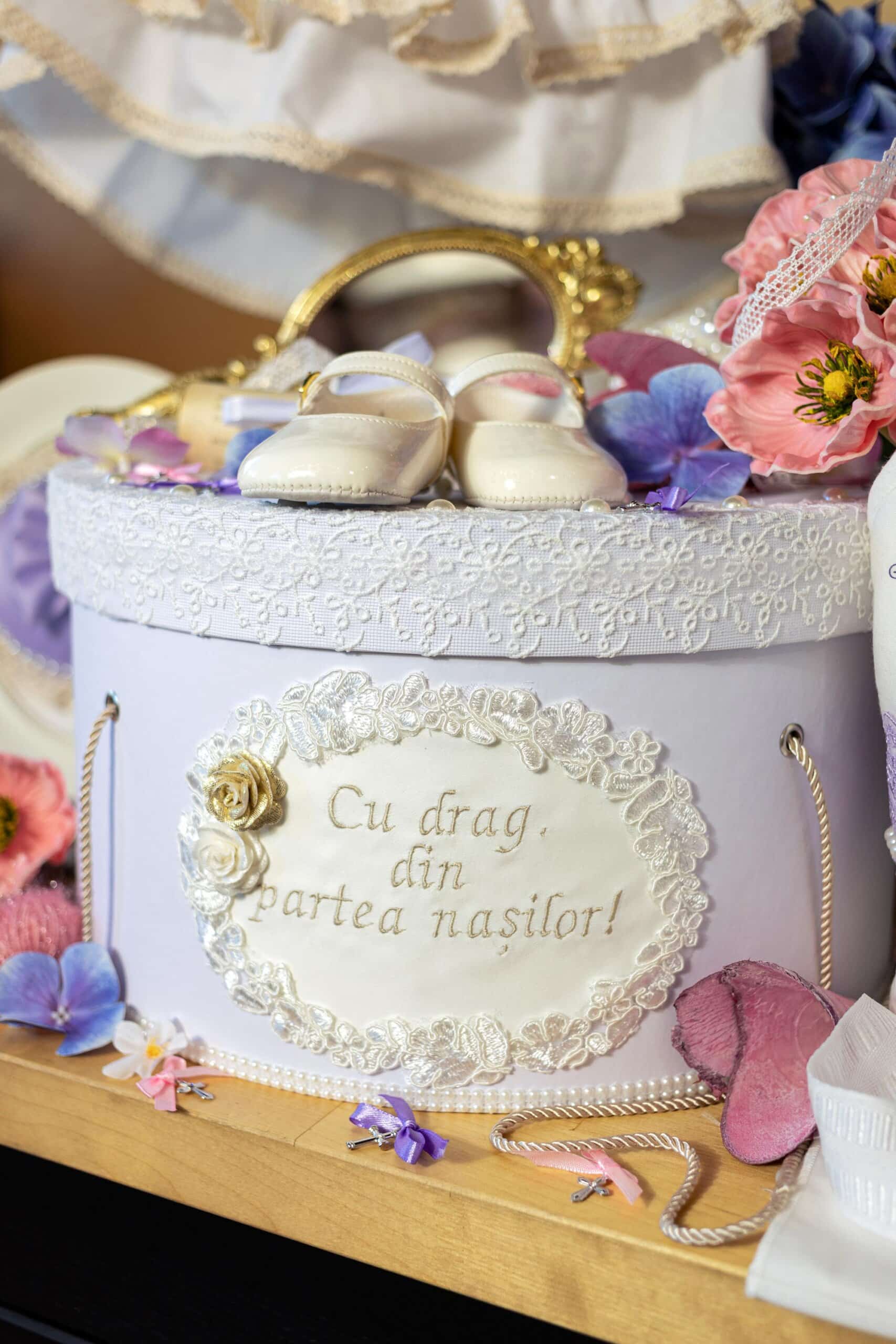 Set complet botez (trusou) - Sofia - lila - mânecă lungă 9 Set complet botez (trusou) - Sofia - lila - mânecă lungă - imagine 9