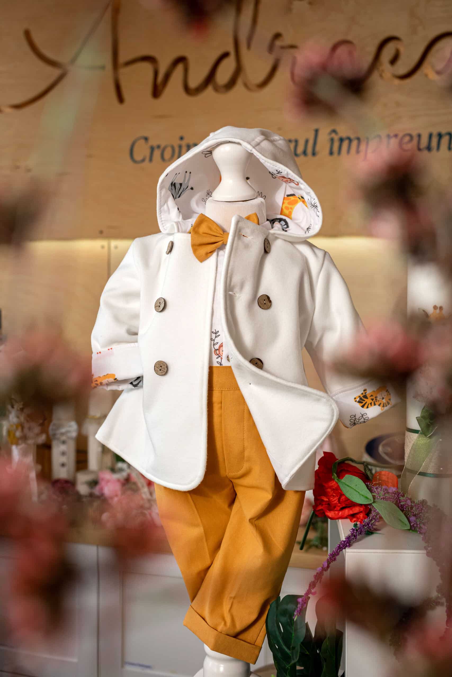 Set complet botez (trusou) - Oscar - ivoire 14 Set complet botez (trusou) - Oscar - ivoire - imagine 14