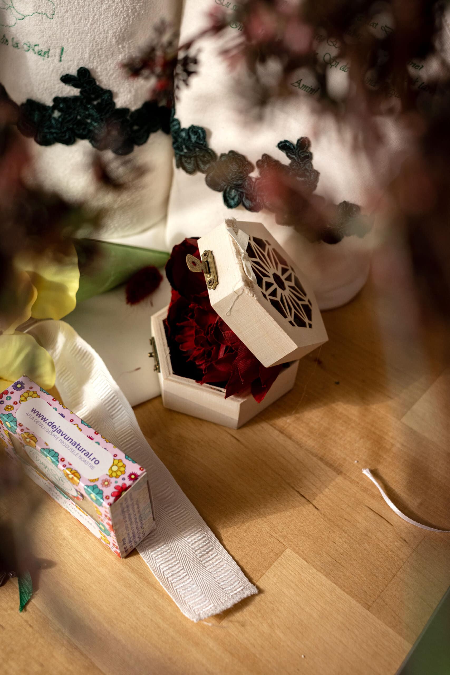 Set complet botez (trusou) - Oscar - ivoire 7 Set complet botez (trusou) - Oscar - ivoire - imagine 7