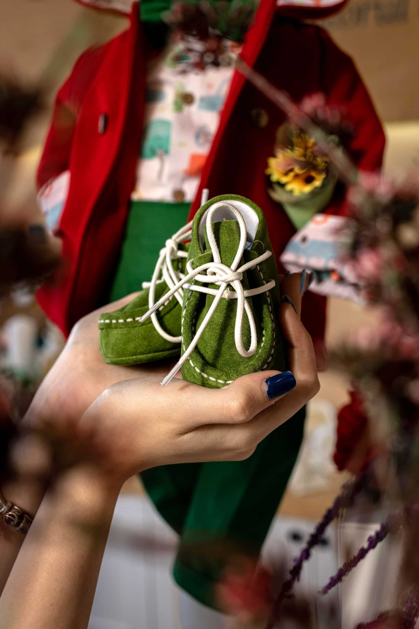 Set complet botez (trusou) - Oscar - roșu 9 Set complet botez (trusou) - Oscar - roșu - imagine 9