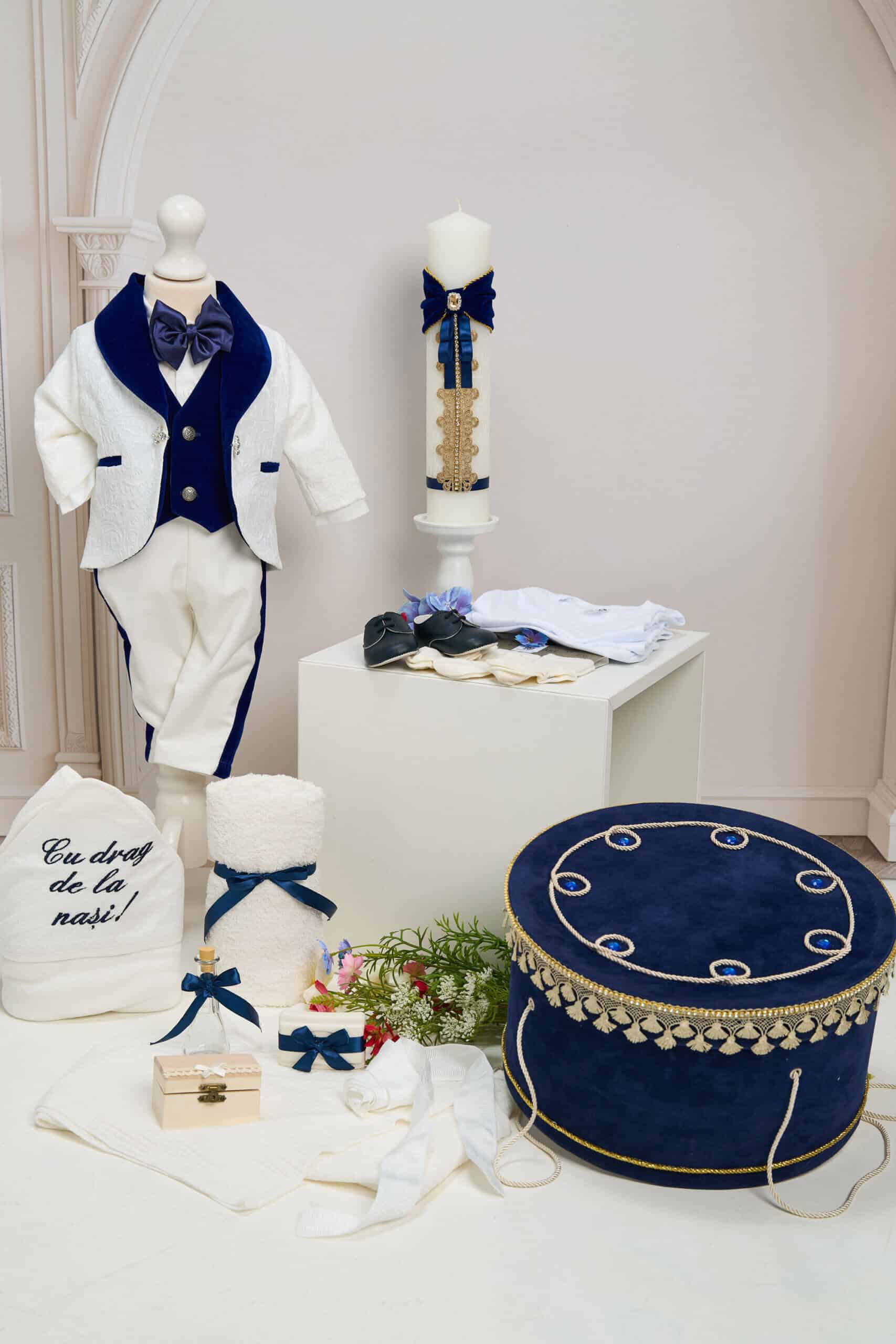 Set complet botez (trusou) - Enzo - bleumarin 1 Set complet botez (trusou) - Enzo - bleumarin