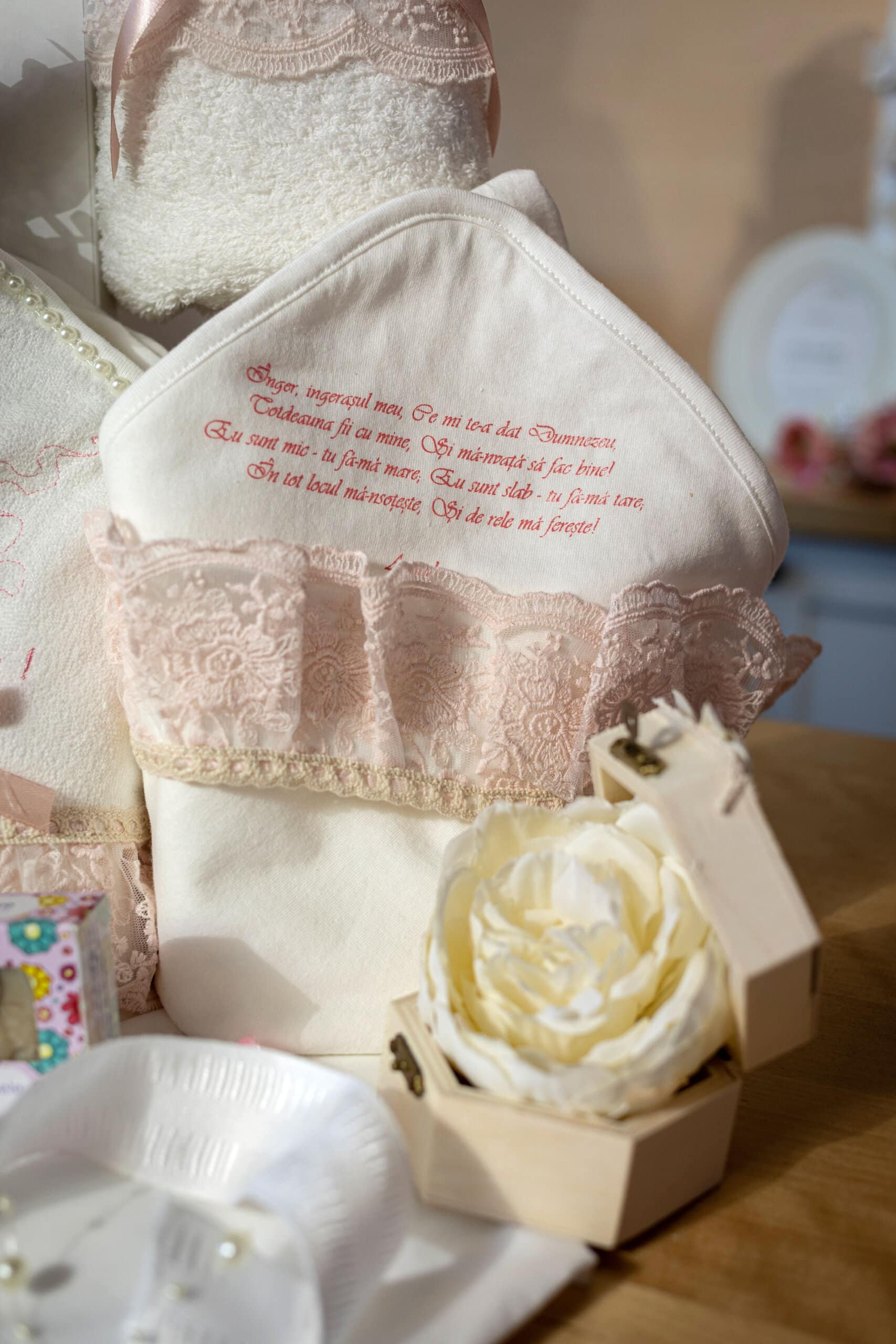 Set complet botez (trusou) - Clarissa - roz 11 Set complet botez (trusou) - Clarissa - roz - imagine 11