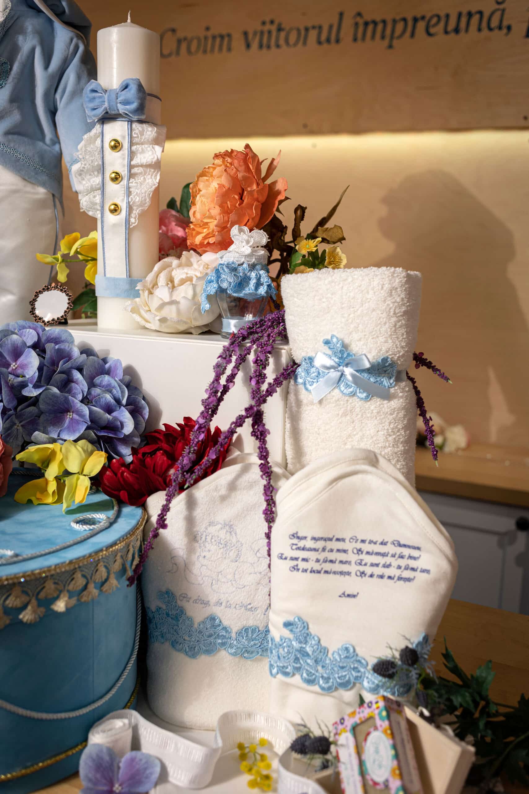 Set complet botez (trusou) - Micul Prinț - catifea - bleu 8 Set complet botez (trusou) - Micul Prinț - catifea - bleu - imagine 8