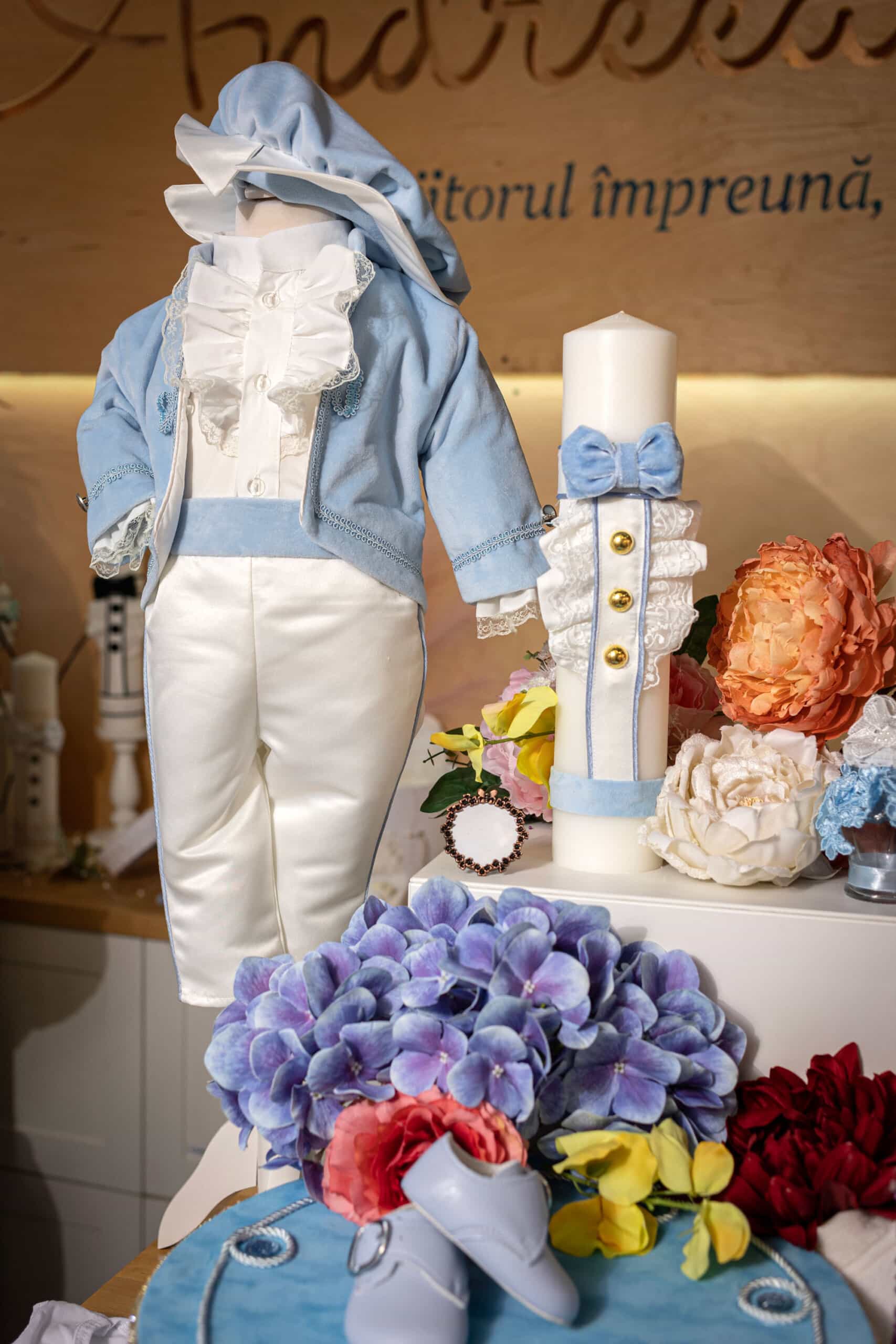 Set complet botez (trusou) - Micul Prinț - catifea - bleu 3 Set complet botez (trusou) - Micul Prinț - catifea - bleu - imagine 3