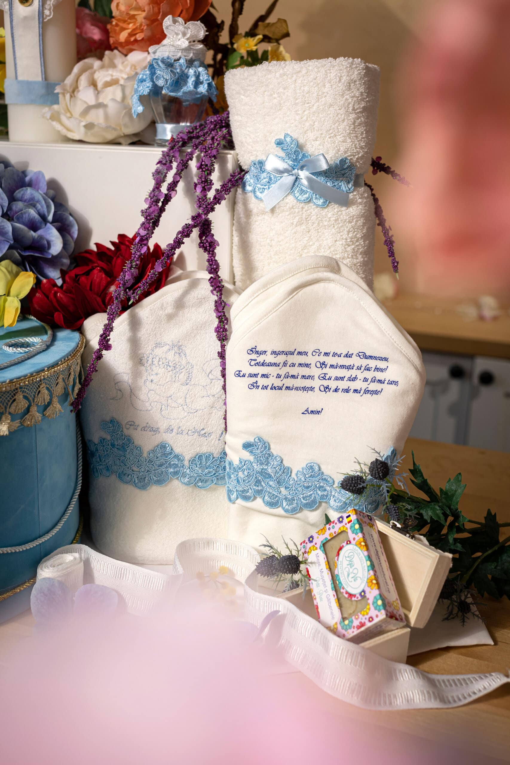 Set complet botez (trusou) - Micul Prinț - catifea - bleu 20 Set complet botez (trusou) - Micul Prinț - catifea - bleu - imagine 20