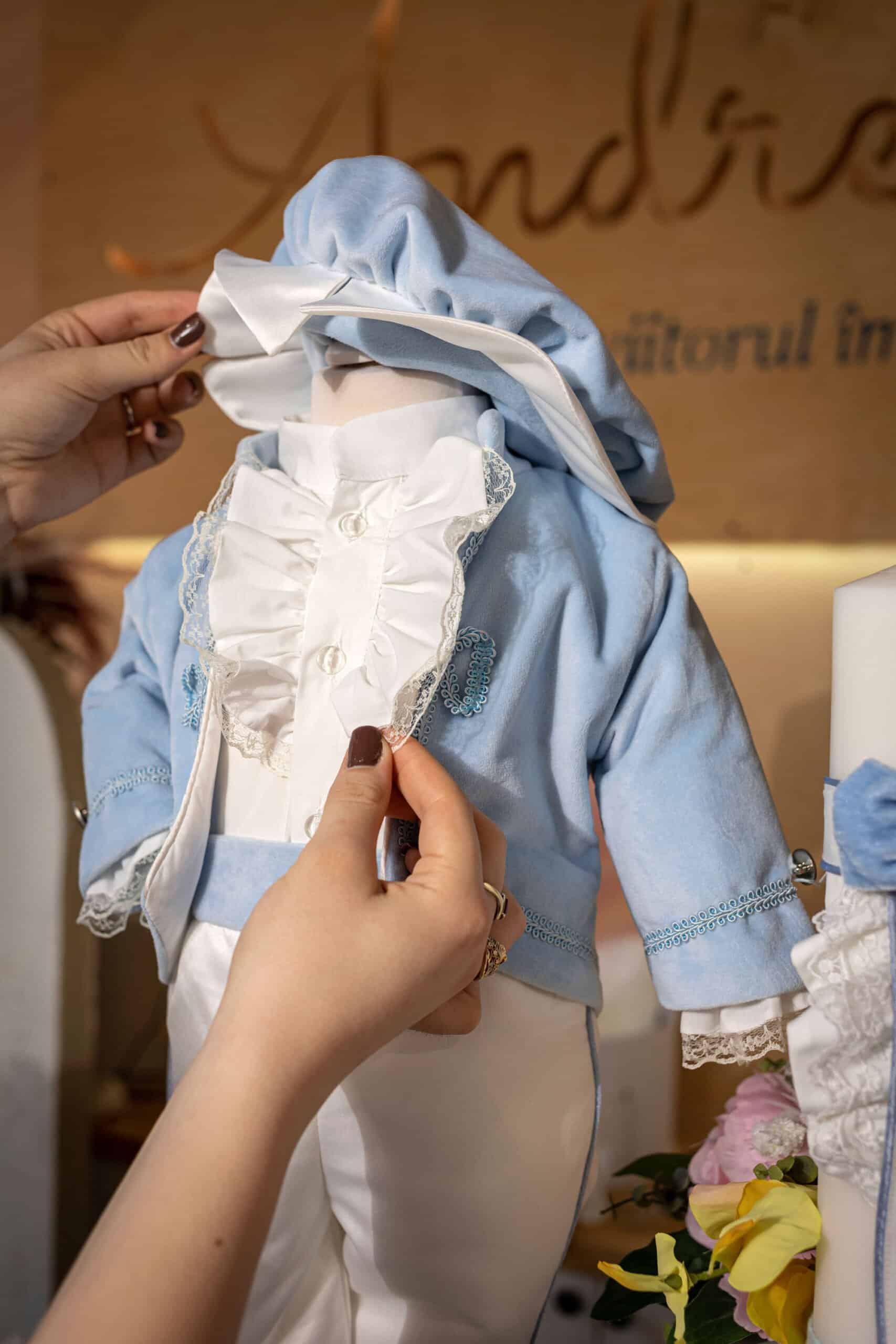 Set complet botez (trusou) - Micul Prinț - catifea - bleu 6 Set complet botez (trusou) - Micul Prinț - catifea - bleu - imagine 6