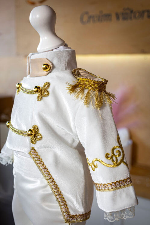 Costum Nikolai - ivoire - imagine 8