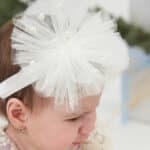 Bentiță cu pampon cu perle - ivoire