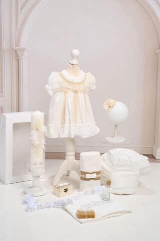 Set Domnița Maria mânecă scurtă+ Trusou + Lumânare