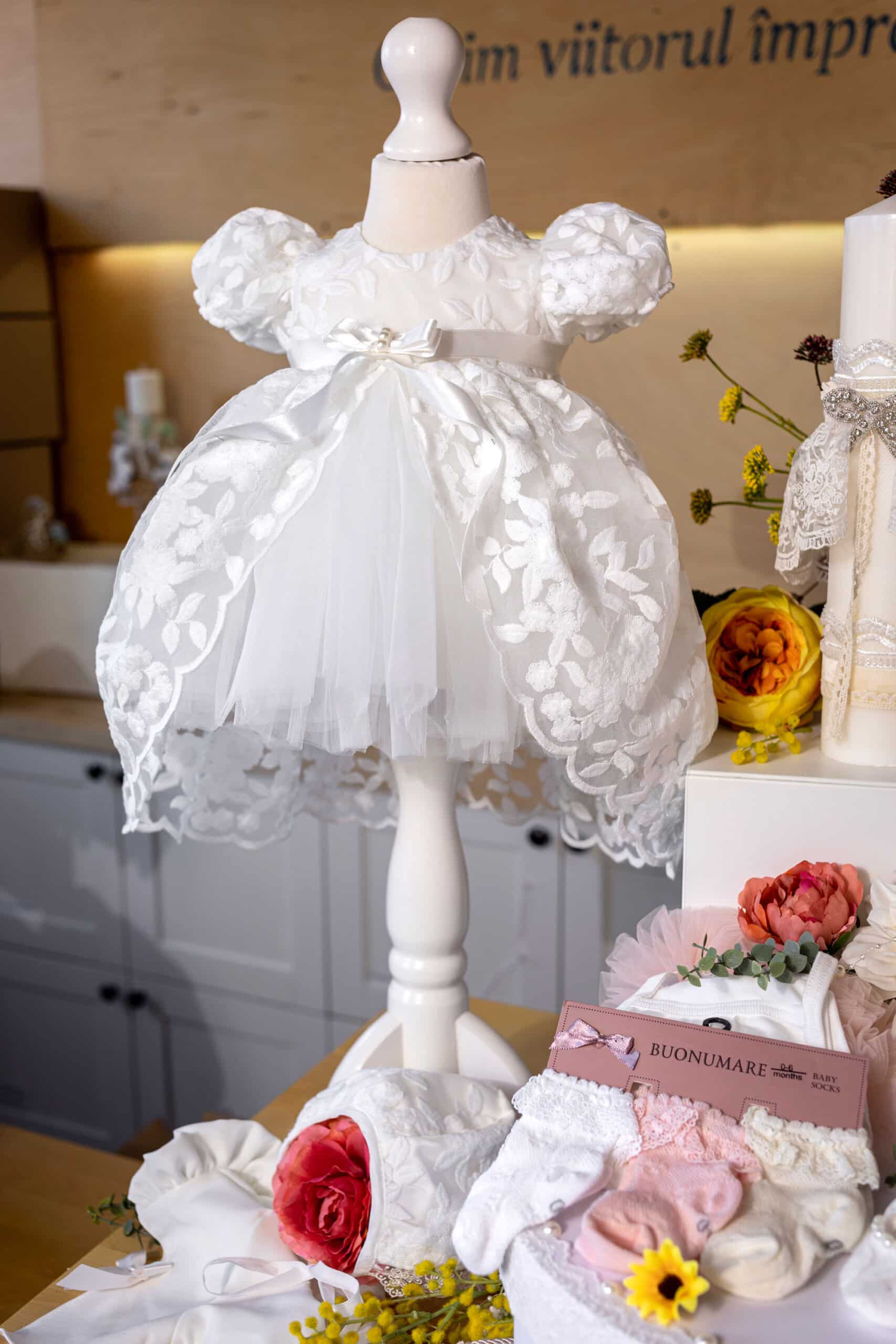 Set complet botez (trusou) - Pauline - ivoire 3 Set complet botez (trusou) - Pauline - ivoire - imagine 3