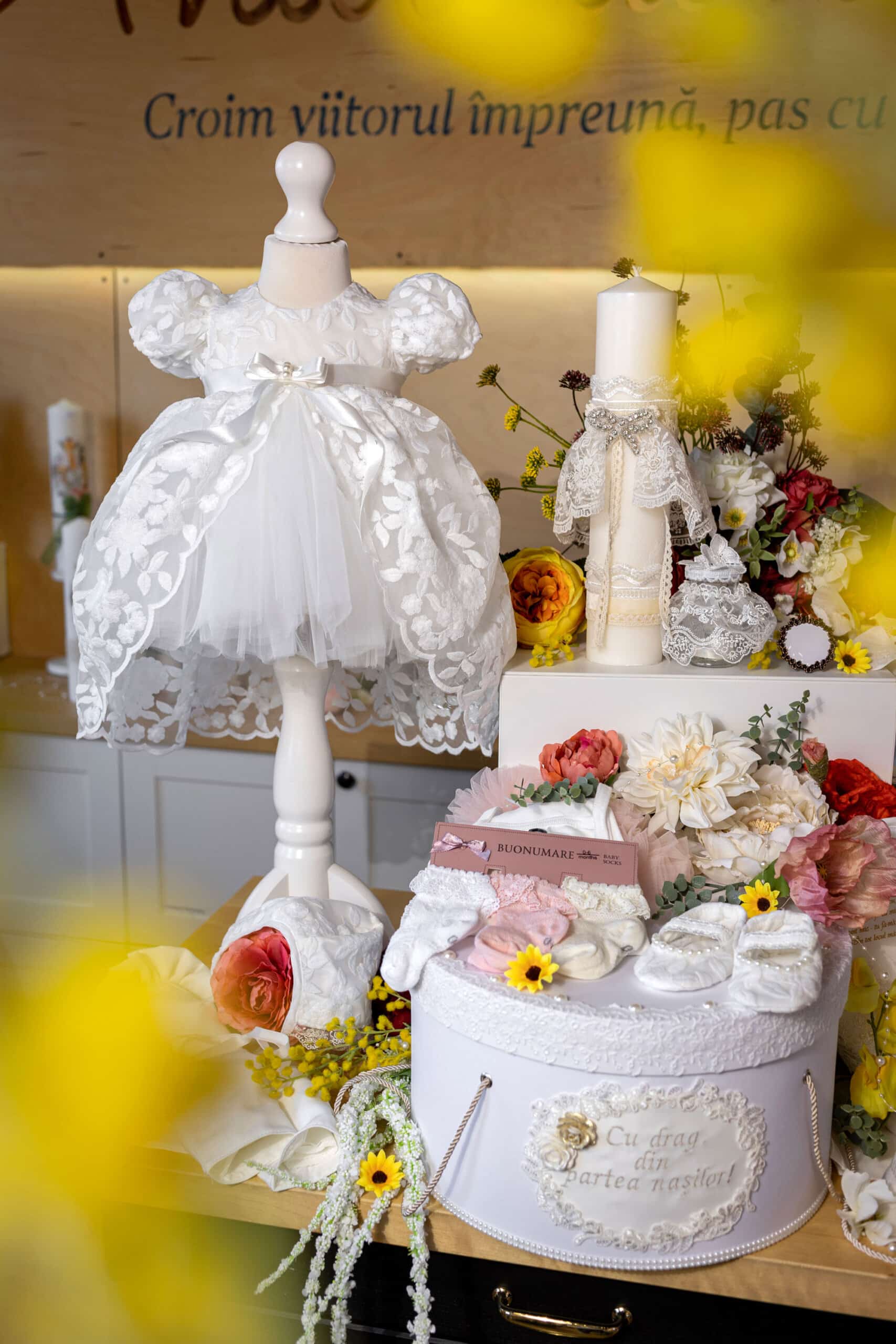 Set complet botez (trusou) - Pauline - ivoire 2 Set complet botez (trusou) - Pauline - ivoire - imagine 2