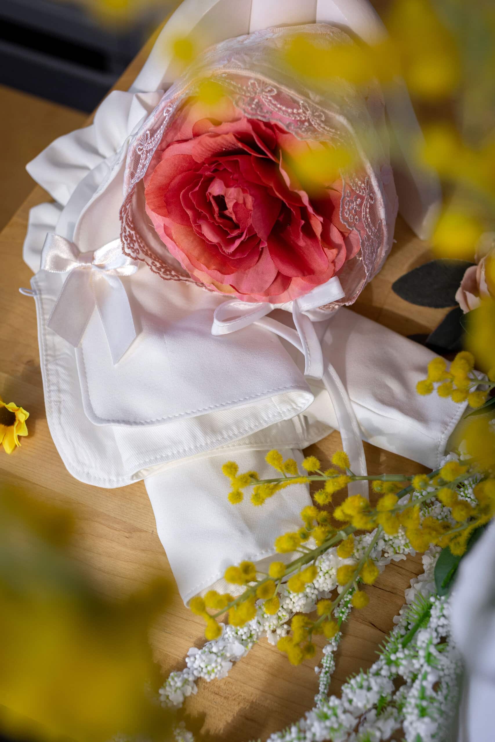 Set complet botez (trusou) - Pauline - roz//ivoire 7 Set complet botez (trusou) - Pauline - roz//ivoire - imagine 7