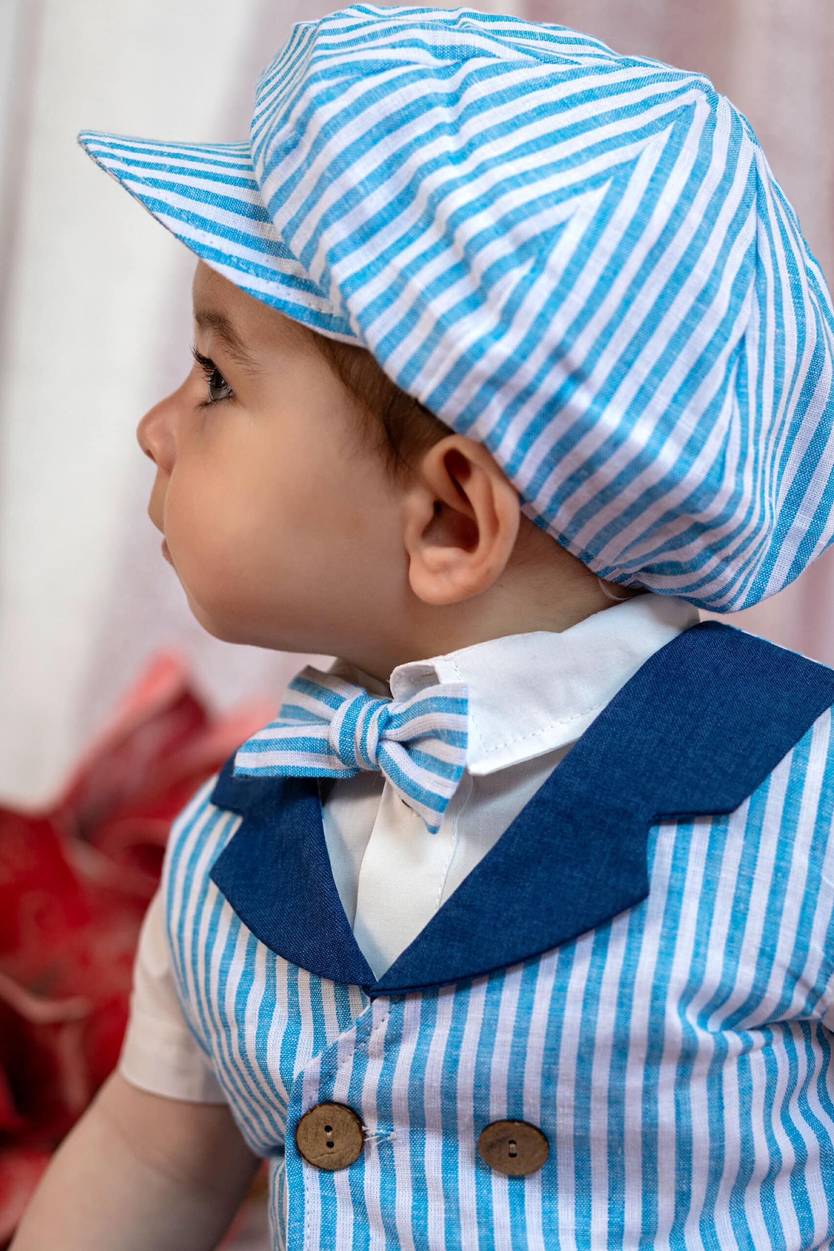 Costum Hugo - vestă dungi cu pantaloni albastru 4 Costum Hugo - vestă dungi cu pantaloni albastru - imagine 4