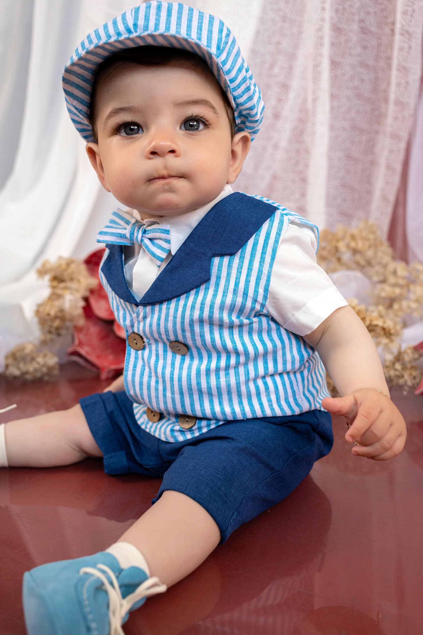 Costum Hugo - vestă dungi cu pantaloni albastru 3 Costum Hugo - vestă dungi cu pantaloni albastru - imagine 3