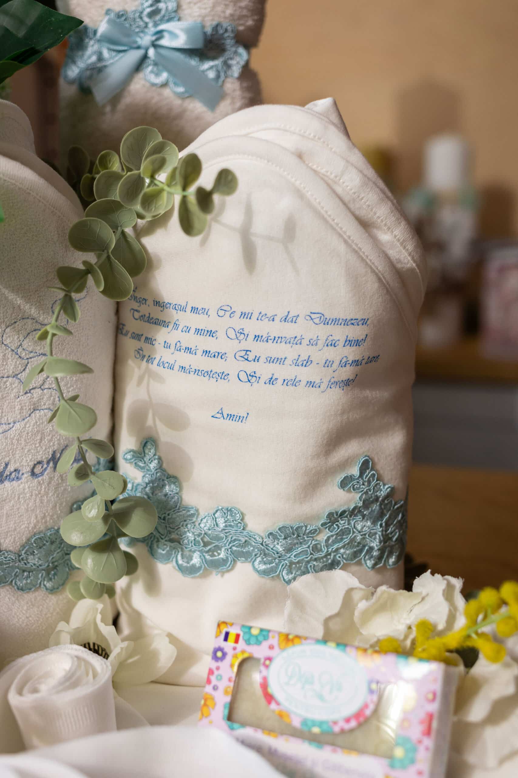 Set complet botez (trusou) - tematică Jungle - lion - mânecă scurtă 8 Set complet botez (trusou) - tematică Jungle - lion - mânecă scurtă - imagine 8