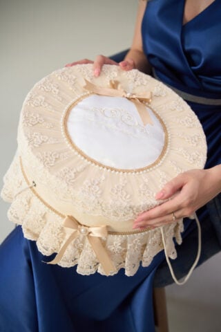 cufar-botez-volane-vintage-roz.7