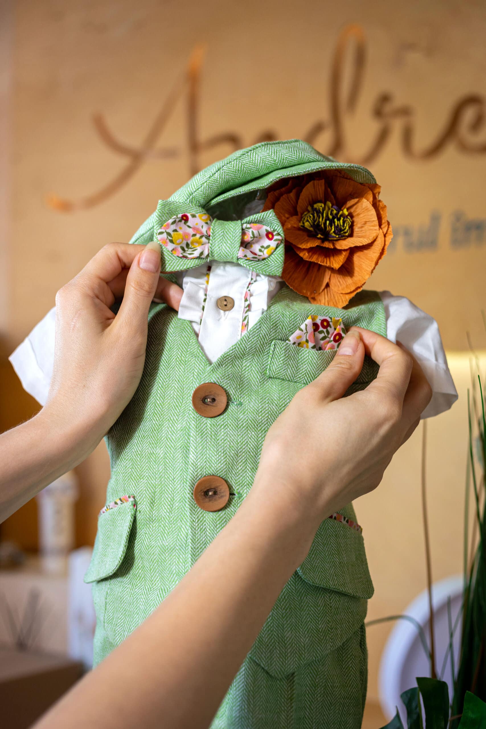 Costum Horia - verde 5 Costum Horia - verde - imagine 5