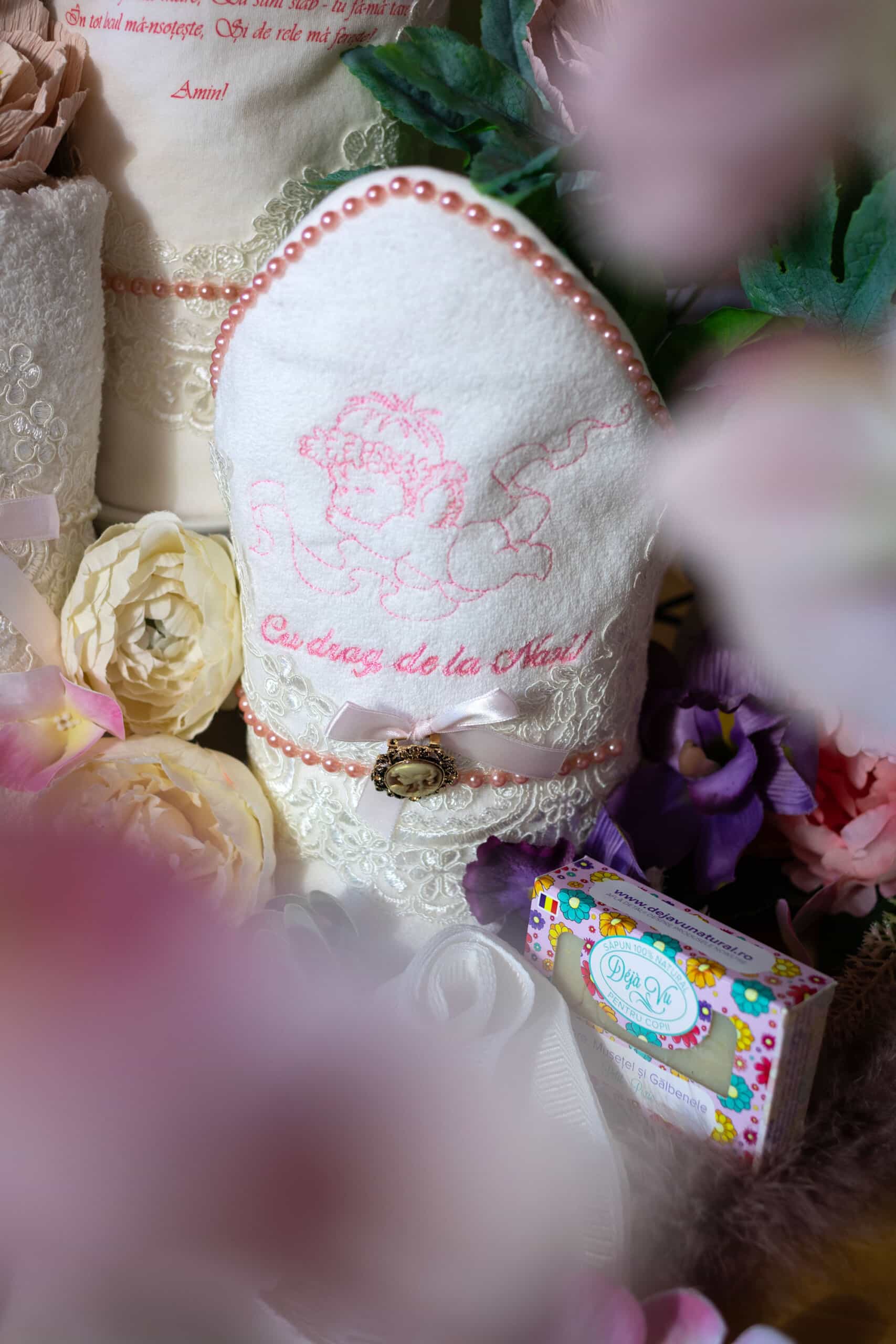 Set complet botez (trusou) - Gloria - roz vintage 10 Set complet botez (trusou) - Gloria - roz vintage - imagine 10