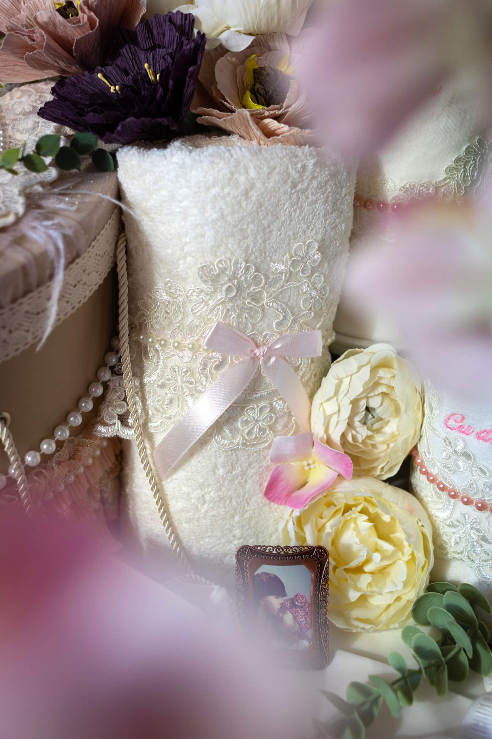 Set complet botez (trusou) - Gloria - roz vintage 12 Set complet botez (trusou) - Gloria - roz vintage - imagine 12