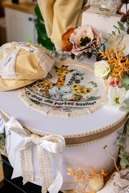 Set complet botez (trusou) - tematică Safari - Girafă - mânecă lungă - imagine 7