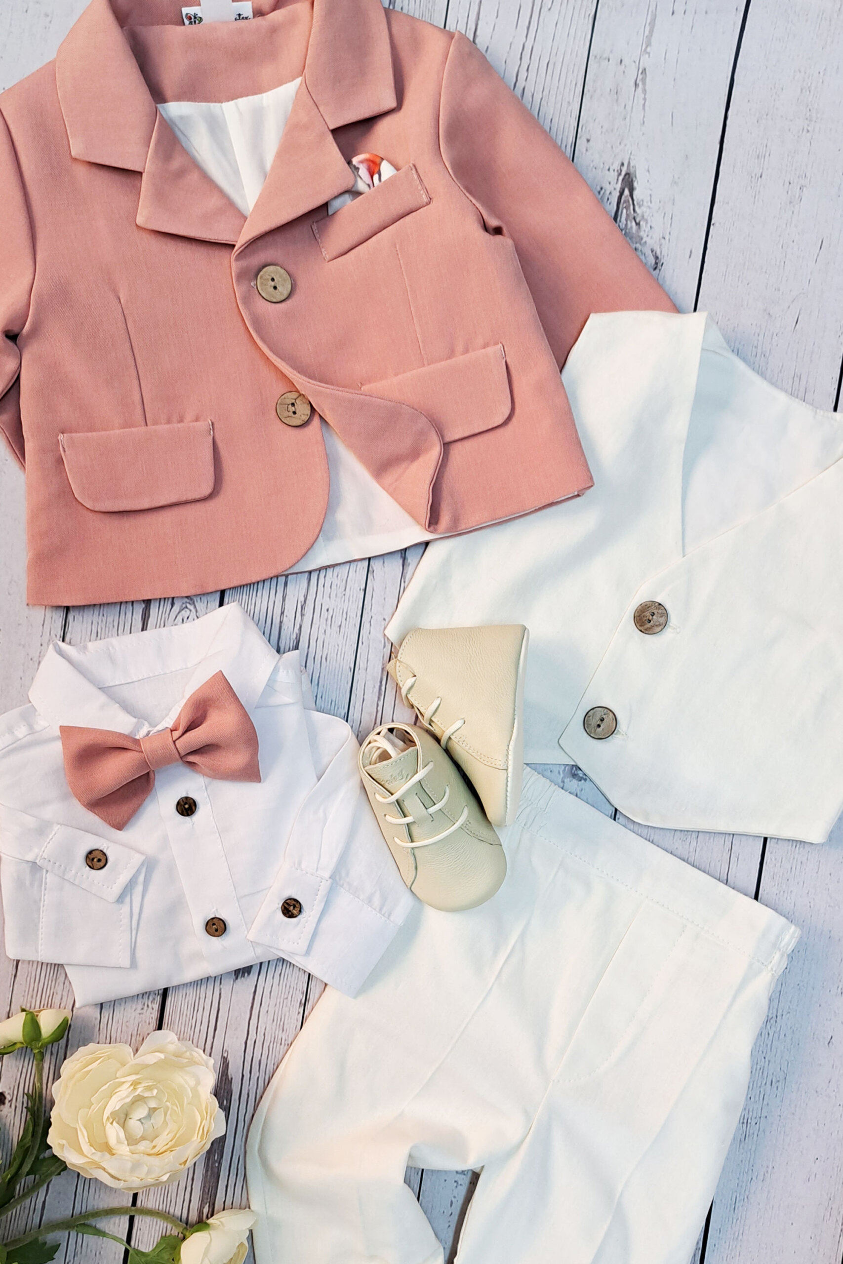 Costum Sebastian - somon