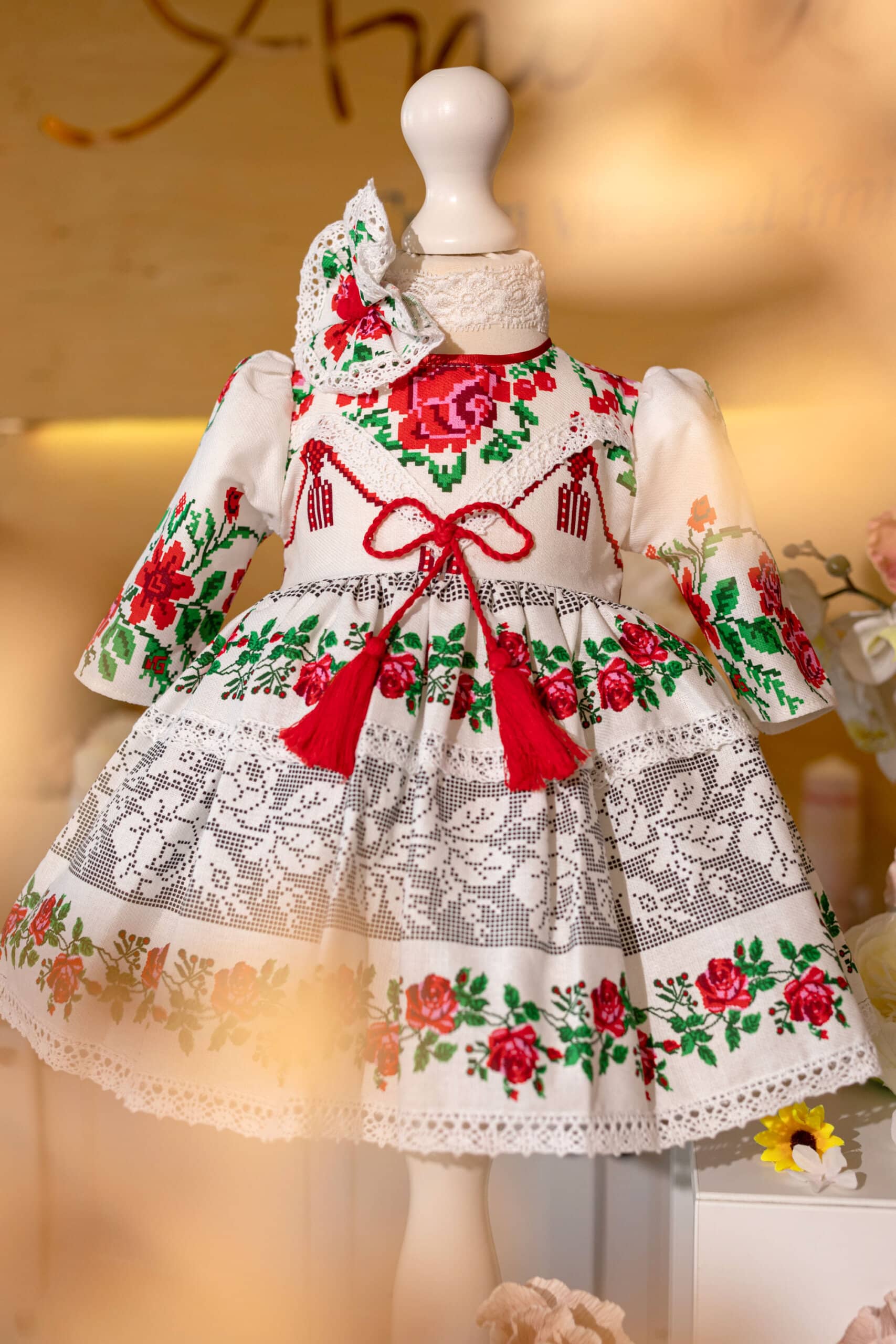 Rochiță Ivana - imprimeu inspirație tradițională - mânecă lungă 2 Rochiță Ivana - imprimeu inspirație tradițională - mânecă lungă - imagine 2