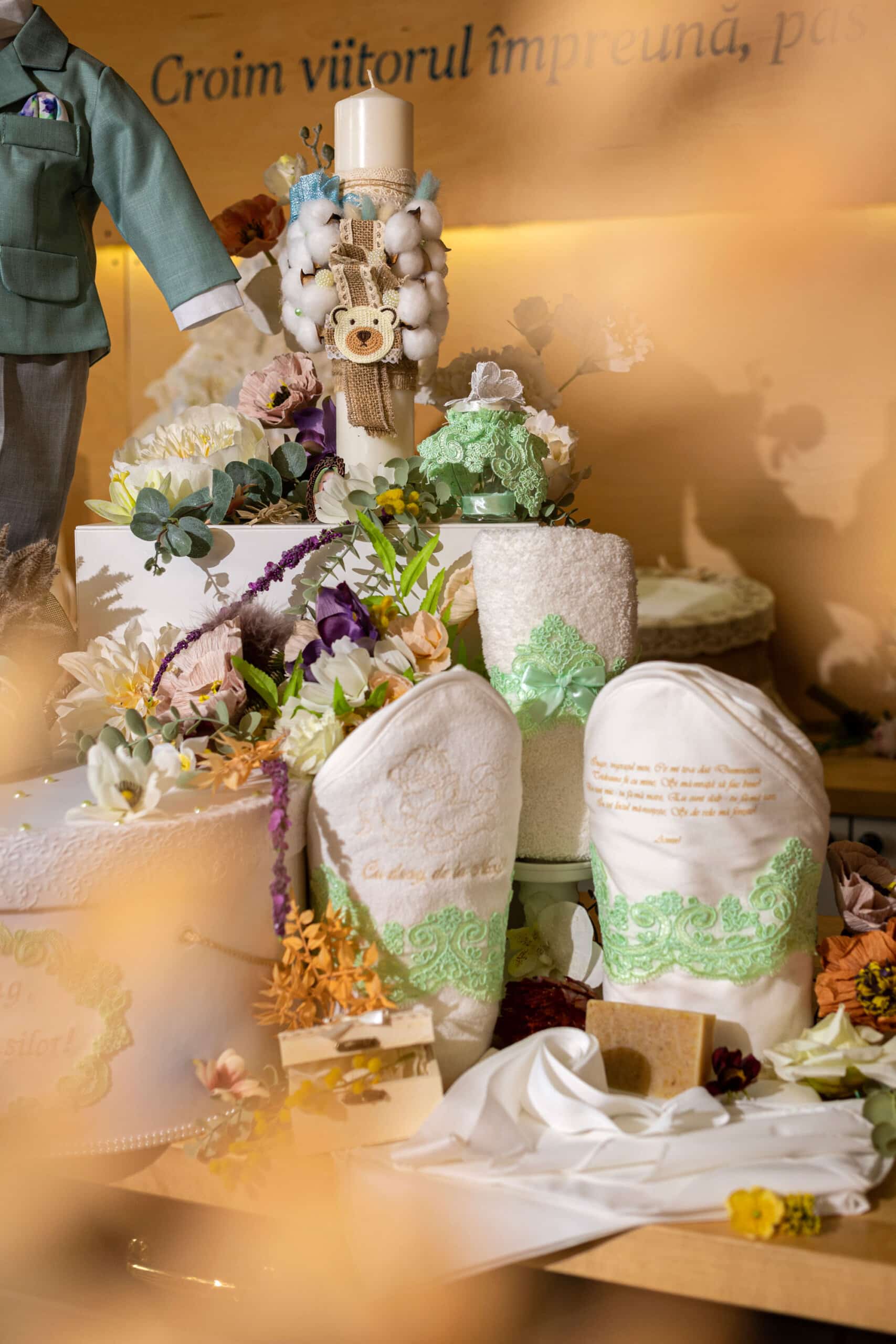 Set complet botez (trusou) - Sebastian - verde mentă 11 Set complet botez (trusou) - Sebastian - verde mentă - imagine 11